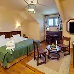 De 4* Cervera De Pisuerga