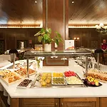 Hotel De 4*