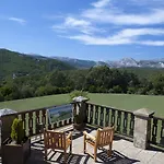 Hotel De 4*