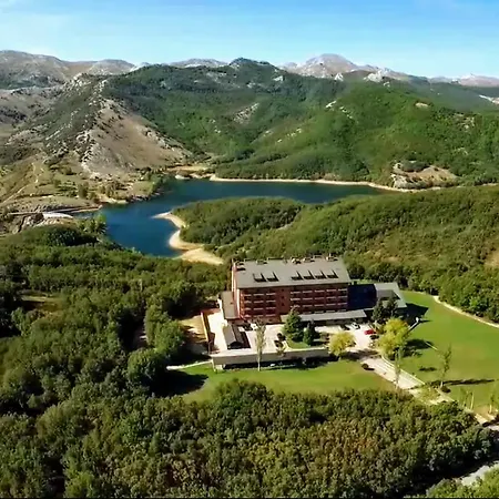 Szálloda De 4*