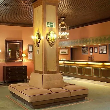Hotel De 4*