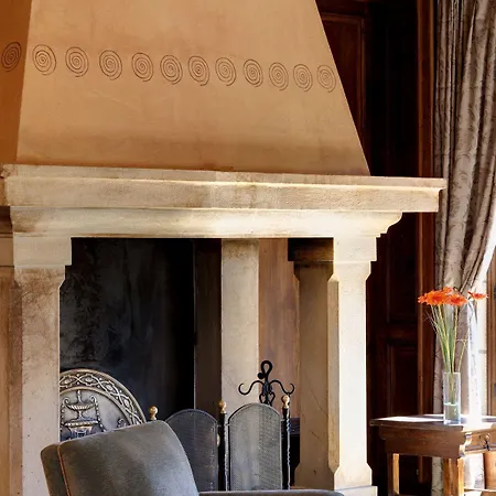 Hotel De 4*